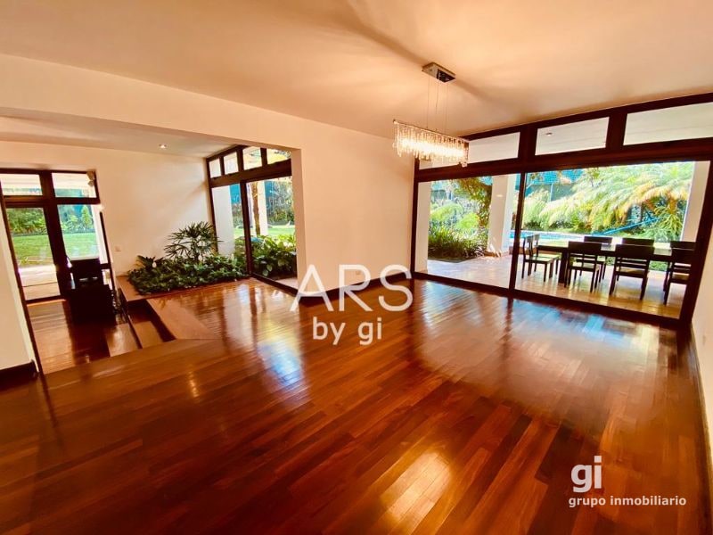 Casa en Condominio privado doble garita zona 14 - 10