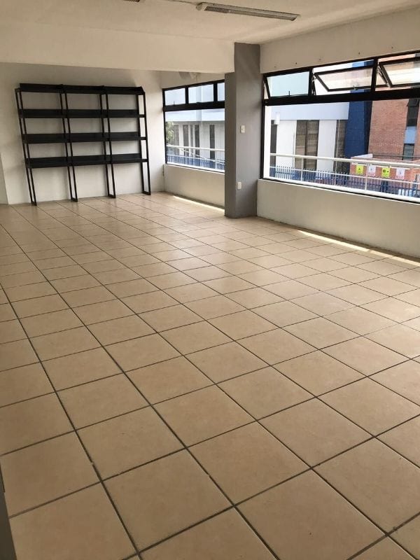 EDIFICIO EN ZONA 4 EN RENTA — Edificio en Alquiler en Zona 4, Guatemala, Ciudad — foto 8 de 8