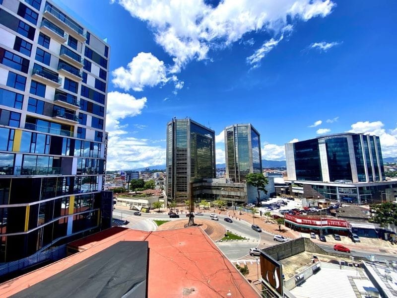 Apartamento ideal para inversion en zona 4 — Apartamento en Venta en Zona 4, Guatemala, Ciudad — foto 5 de 16