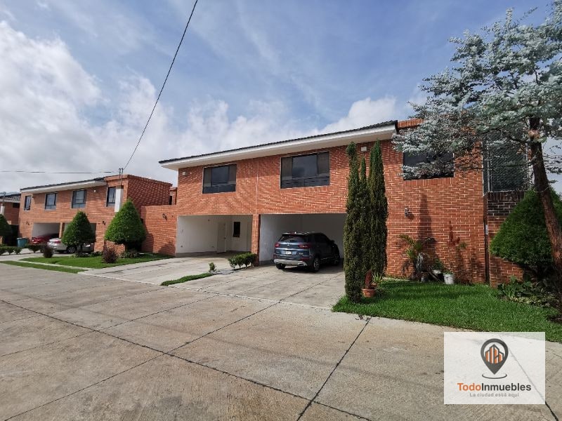 Casa en Venta en Portal de San Isidro 3 - 13