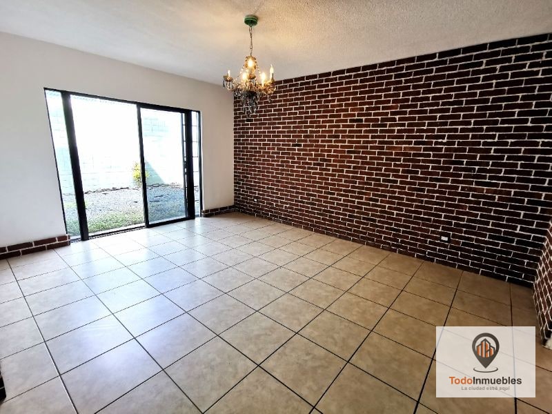 Casa en Venta en Portal de San Isidro 3 - 11