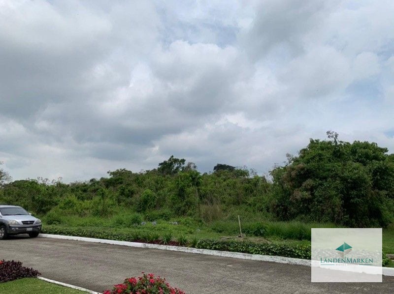 VENTA TERRENO PLANO EN  ALTAVISTA GOLF Y TENIS CLUB , SAN JOSE PINULA CAES — Terreno en Venta en San José Pinula, Guatemala, Ciudad — foto 1 de 4