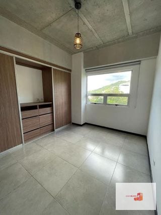 PH - 2Dormitorios - techos doble altura — Apartamento en Alquiler en Vista Hermosa II, Zona 15, Guatemala, Ciudad — miniatura 2 de 15