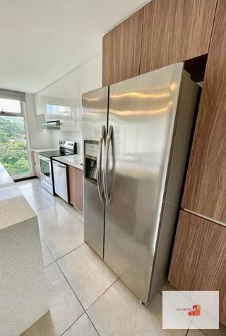 PH - 2Dormitorios - techos doble altura — Apartamento en Alquiler en Vista Hermosa II, Zona 15, Guatemala, Ciudad — miniatura 1 de 15
