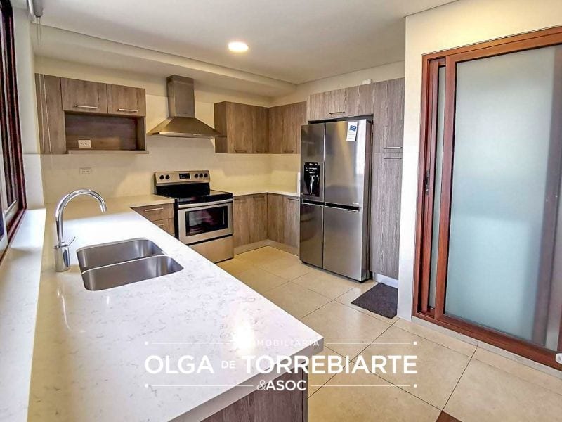 Apartamento en Santa Ines, zona 14 — Apartamento en Alquiler en Santa Inés, Zona 14, Guatemala, Ciudad — foto 5 de 9