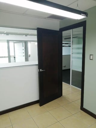 Oficina 76 m2 en renta, zona 10 Torino — Oficina en Alquiler en Zona 10, Guatemala, Ciudad — miniatura 9 de 15