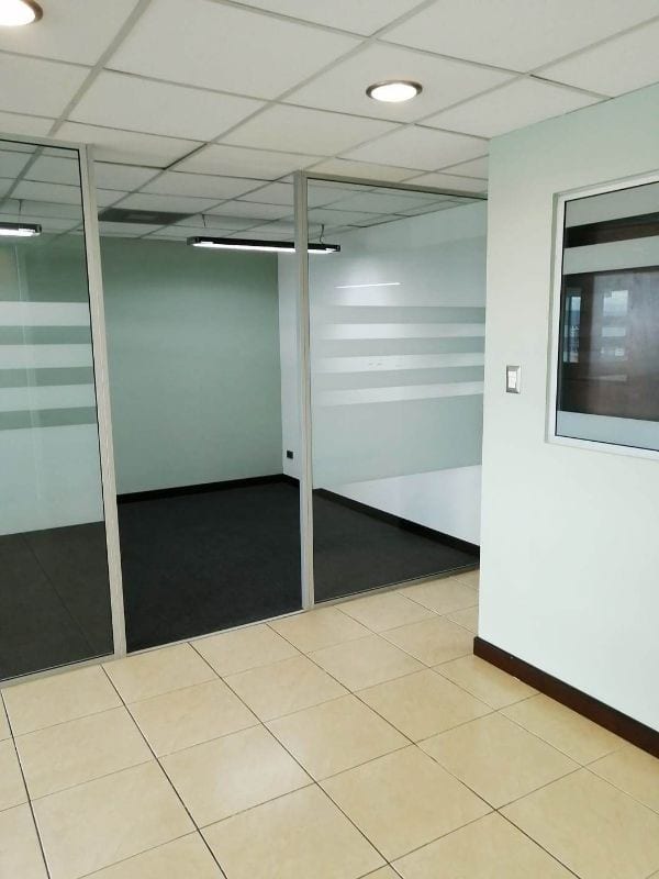 Oficina 76 m2 en renta, zona 10 Torino — Oficina en Alquiler en Zona 10, Guatemala, Ciudad — foto 8 de 15
