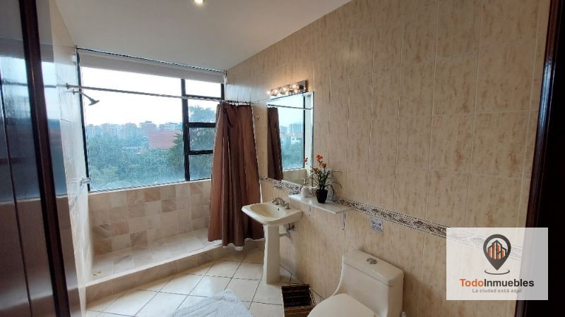 Apartamento de 198 m2 en venta en Milenia - 10