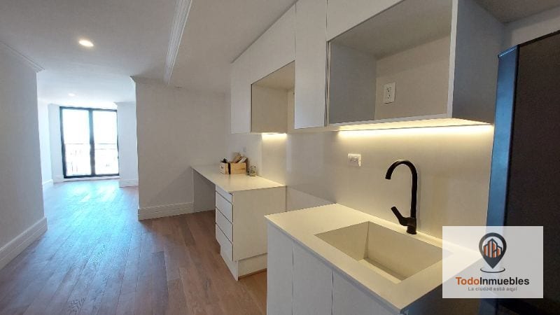 Apartamento en Venta en Céntrico z5 de 1 habitación — Apartamento en Venta en Zona 5, Guatemala, Ciudad — foto 1 de 14