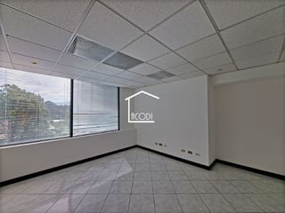 Oficina en zona 14 — Oficina en Alquiler en Zona 14, Guatemala, Ciudad — miniatura 4 de 4