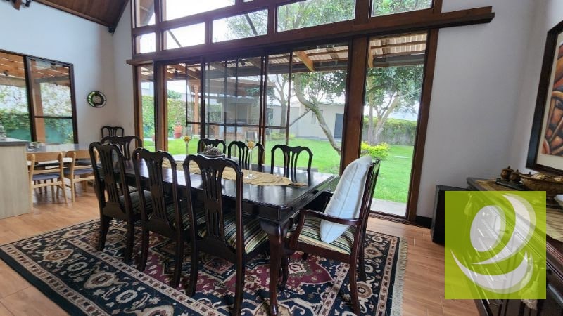 VENDO CASA EN CONDOMINIO ENTRADA A SAN MIGUEL DUEÑAS SACATEPEQUEZ - 2