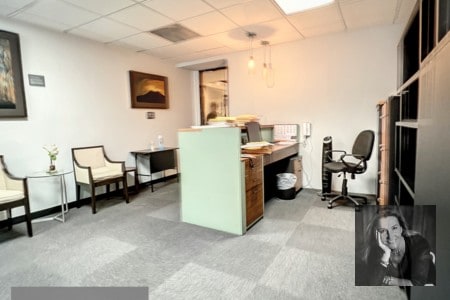 EUROPLAZA /Oficina en Venta-Renta, zona 14 - 4