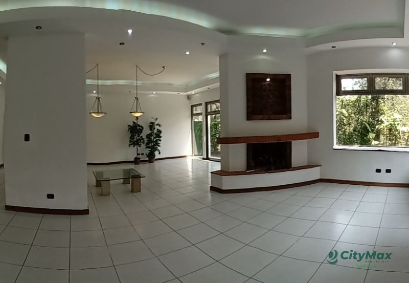 Casa Residencial en Venta en Zona 16 Kanajuyú II - 2