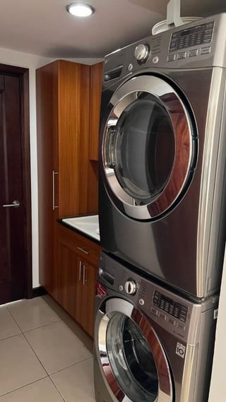 VERDINO APARTAMENTO DE DOS NIVELES EN ZONA 15 EN VENTA  — Apartamento en Venta en Verdino, Zona 15, Guatemala, Ciudad — miniatura 10 de 15