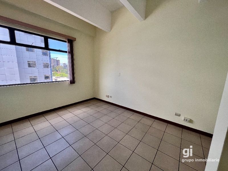 Edificio en venta en zona 10 - 6