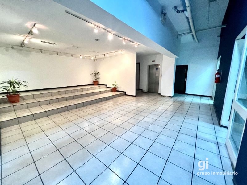 Edificio en venta en zona 10 - 13