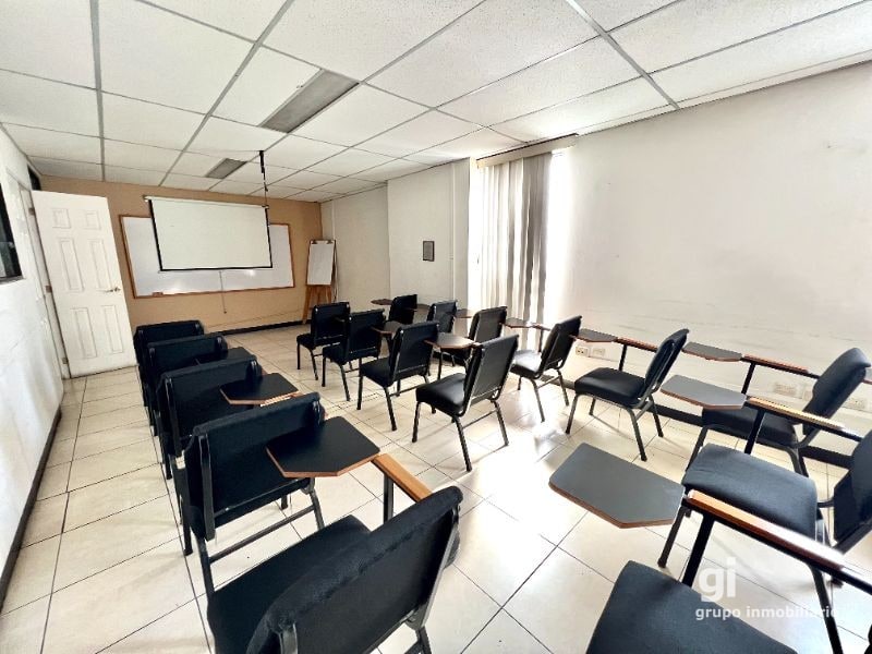 Edificio en venta en zona 10 - 1
