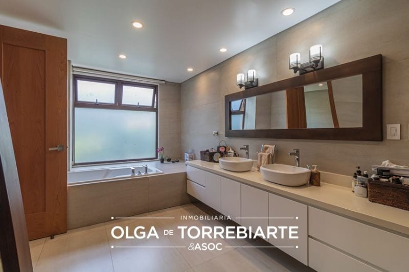 Propiedad en zona 14 — Apartamento en Venta en Zona 14, Guatemala, Ciudad — foto 2 de 16