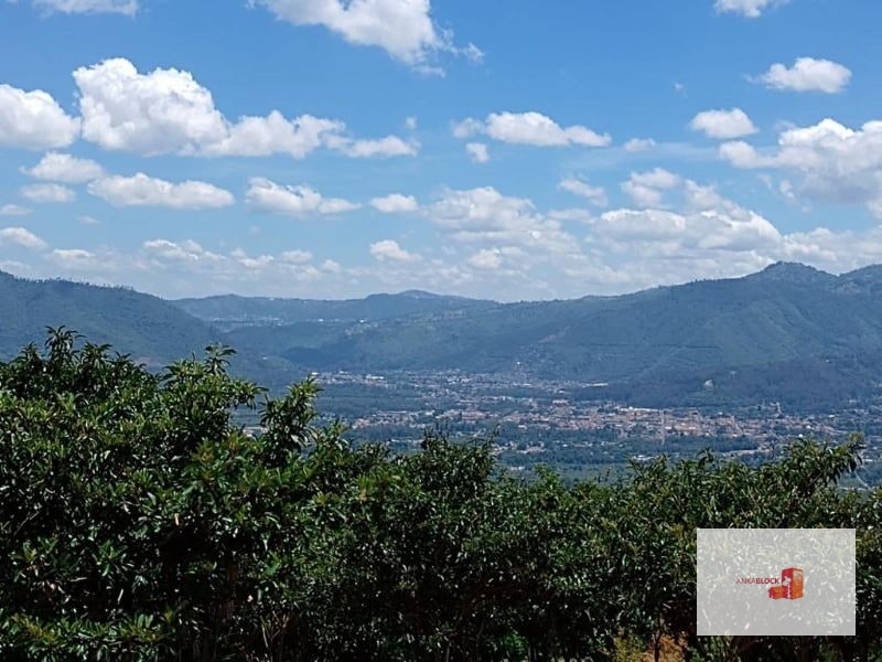 Terreno con bella vista a volcanes y ciudad de Antigua - 2