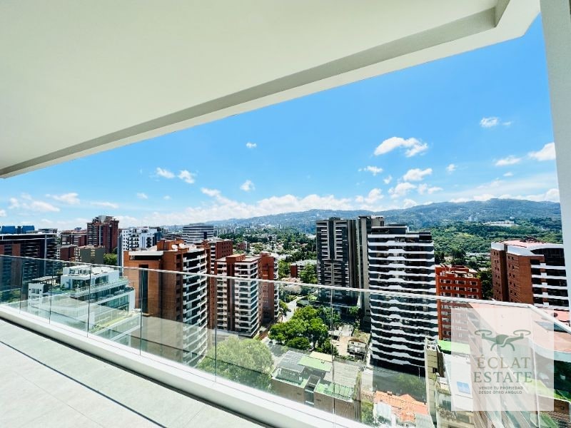 Apartamento Amueblado en ECHO Zona 14 | 3 Habitaciones + 3 Parqueos - 12