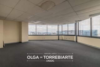 Oficina de 2 niveles en Murano Center, zona 10 — Oficina en Alquiler en Murano Center, Zona 10, Guatemala, Ciudad — miniatura 2 de 14