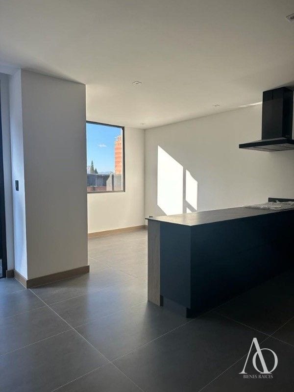 Apartamento en Alquiler Edificio Vertic, zona 14 N7 / EN DIRECTO — Apartamento en Alquiler en Vertic, Zona 14, Guatemala, Ciudad — foto 9 de 10