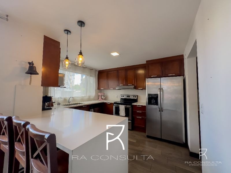 Apartamento amplio en Verona, zona 10 - 1