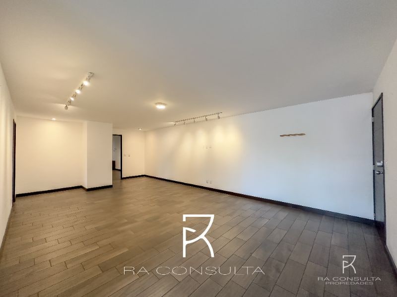 Apartamento amplio en Verona, zona 10 - 10