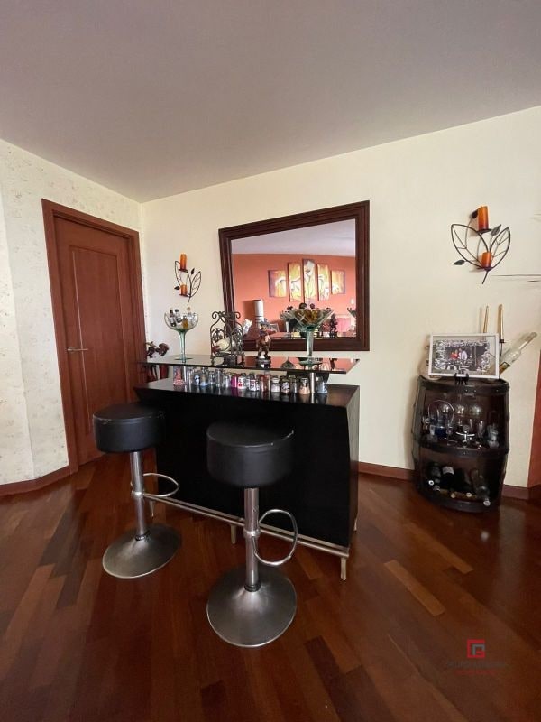 Apartamento en venta en Las Gemas zona 11 - 1
