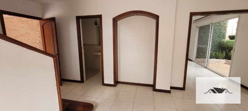 EN RENTA CASA ZONA 14 LA CAÑADA 325 mts2 — Casa en Alquiler en La Cañada, Zona 14, Guatemala, Ciudad — foto 15 de 17