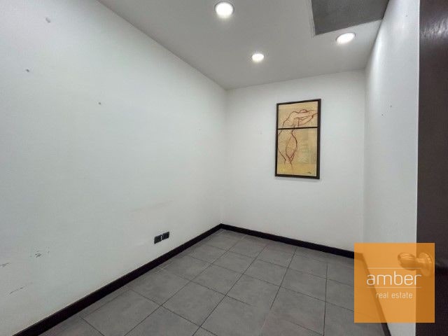 Oficina en Europlaza, zona 14 - 1