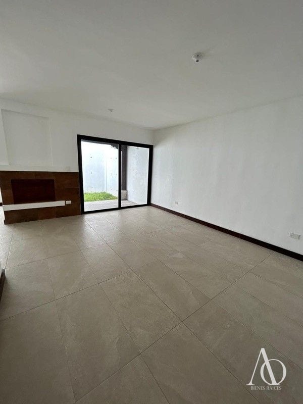Casa en Venta Condominio Cascata, Km. 20 Carretera a San José Pinula / EN DIRECTO — Casa en Venta en Carretera a El Salvador, Guatemala, Ciudad — foto 5 de 10