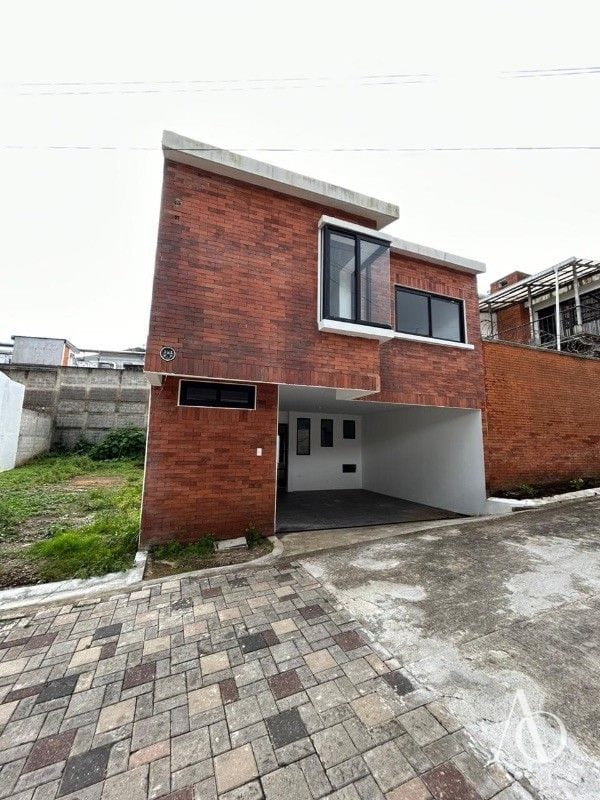 Casa en Venta Condominio Cascata, Km. 20 Carretera a San José Pinula / EN DIRECTO — Casa en Venta en Carretera a El Salvador, Guatemala, Ciudad — foto 6 de 10