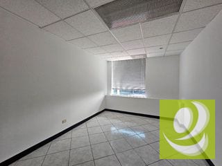 ALQUILO OFICINA EN ZONA 14 EUROPLAZA — Oficina en Alquiler en Zona 14, Guatemala, Ciudad — miniatura 6 de 11