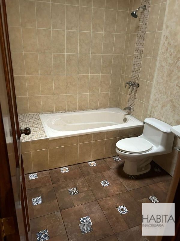 Rento linda  casa de un nivel en Condominio Villas del Comendador - 6