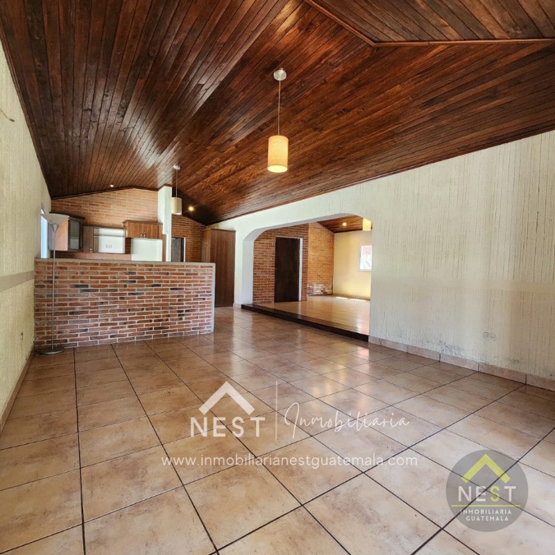 Casa de un nivel, 3 habitaciones y 3 parqueos en renta | SAN LUCAS - Choacorral. - 13