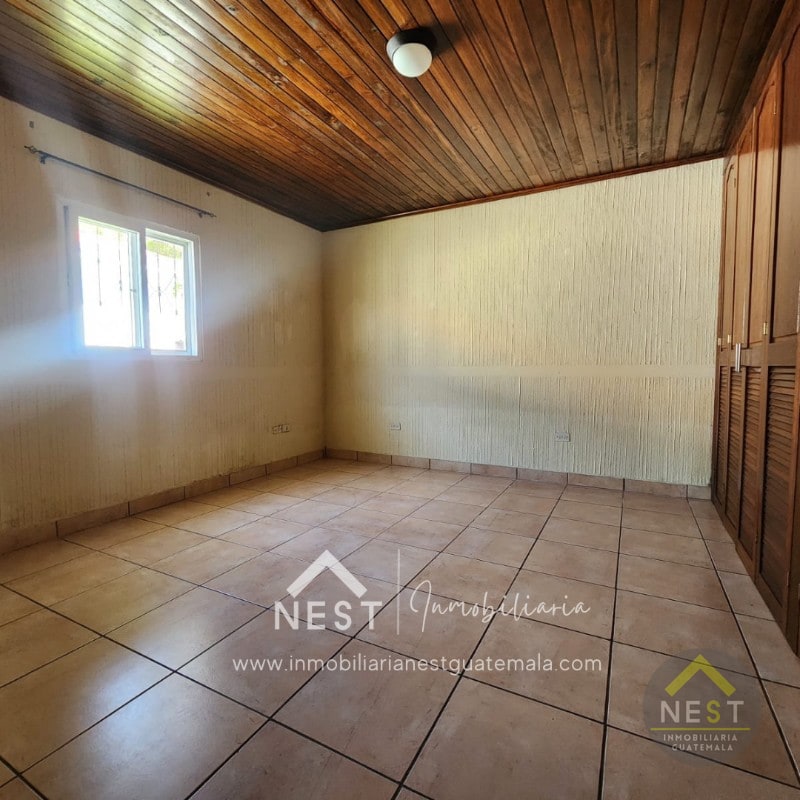 Casa de un nivel, 3 habitaciones y 3 parqueos en renta | SAN LUCAS - Choacorral. - 5