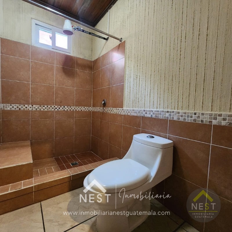 Casa de un nivel, 3 habitaciones y 3 parqueos en renta | SAN LUCAS - Choacorral. - 8