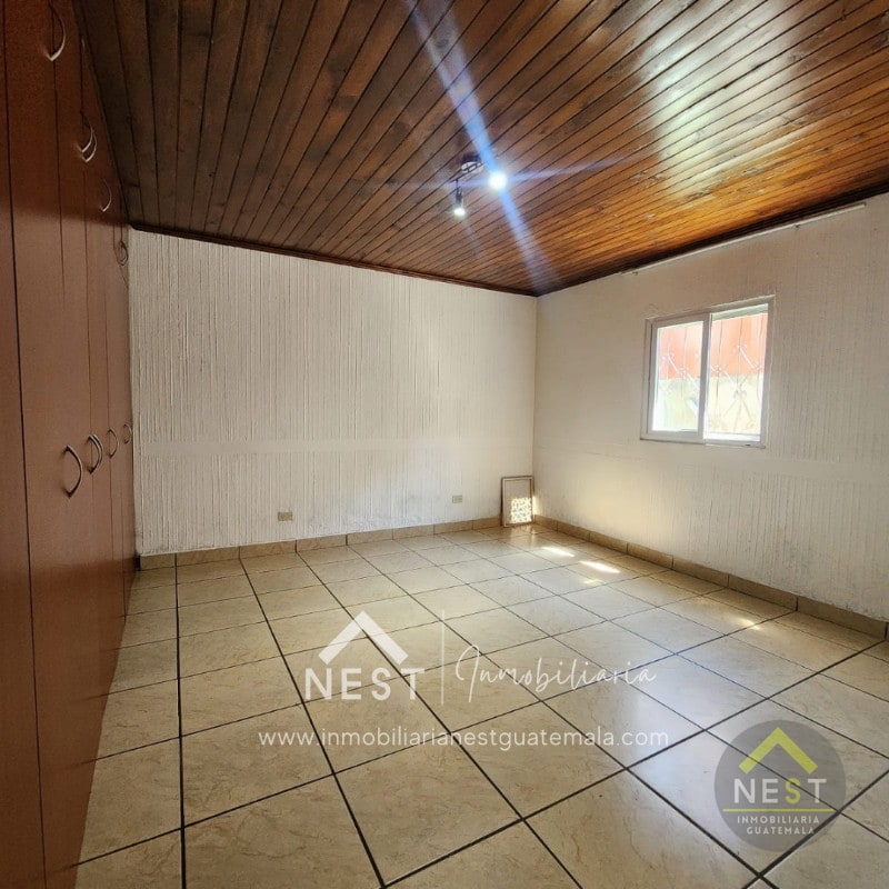 Casa de un nivel, 3 habitaciones y 3 parqueos en renta | SAN LUCAS - Choacorral. - 10