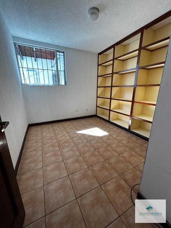 VENTA DE CASA DE UN NIVEL EN CARRERTERA A EL SALVADOR , LOMAS DE SAN RAFAEL — Casa en Venta en Lomas de San Rafael, Carretera a El Salvador, Guatemala, Ciudad — foto 8 de 15