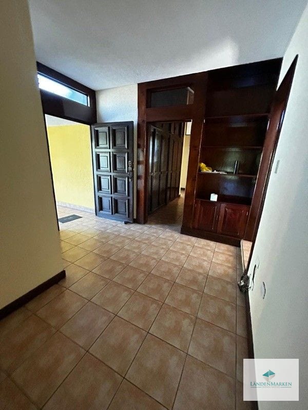 VENTA  DE CASA DE UN NIVEL EN CARRERTERA A EL SALVADOR , LOMAS DE SAN RAFAEL — Casa en Venta en Lomas de San Rafael, Carretera a El Salvador, Guatemala, Ciudad — foto 9 de 15