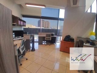 Oficina de 115m2 en Design Center, Zona 10  — Oficina en Alquiler en Zona 10, Guatemala, Ciudad — miniatura 8 de 8