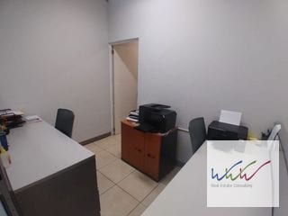 Oficina de 115m2 en Design Center, Zona 10  — Oficina en Alquiler en Zona 10, Guatemala, Ciudad — miniatura 6 de 8