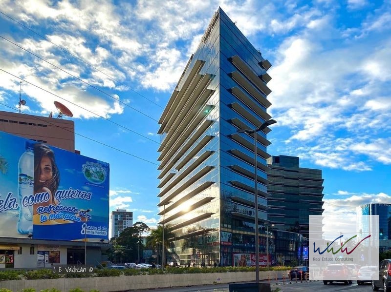 Oficina de 115m2 en Design Center, Zona 10  - 8