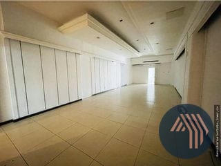 ALQUILER DE LOCAL COMERCIAL 77.75MT2 - LA PRADERA, ZONA 10 — Local en Alquiler en Zona 10, Guatemala, Ciudad — miniatura 2 de 9