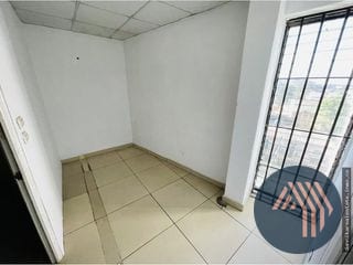 ALQUILER DE LOCAL COMERCIAL 77.75MT2 - LA PRADERA, ZONA 10 — Local en Alquiler en Zona 10, Guatemala, Ciudad — miniatura 5 de 9