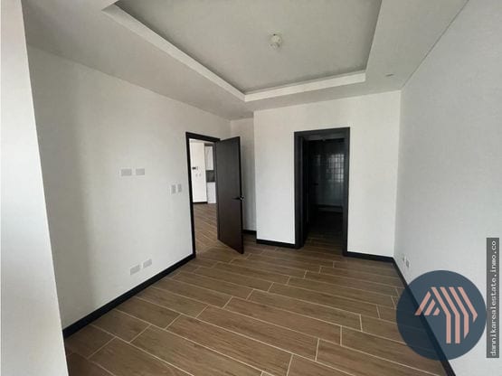 ALQUILER DE HERMOSO APARTAMENTO - LIRIOS DE CAYALÁ, ZONA 16 — Apartamento en Alquiler en Zona 16, Guatemala, Ciudad — foto 8 de 17