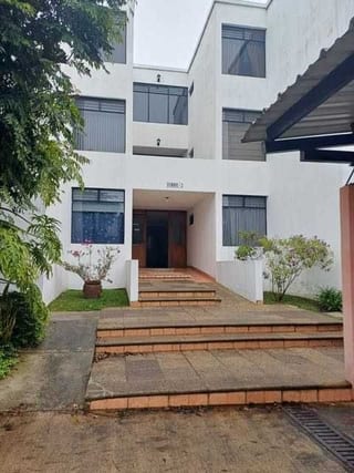 VENTA DE APARTAMENTO EN KM 17 CARRETERA A EL SALVADOR VILLA CLARITA REMODELADO. — Apartamento en Venta en Carretera a El Salvador, Guatemala, Ciudad — miniatura 3 de 9