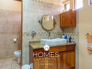 Casa en Venta,en Residencial El Horizonte Carretera El Salvador km 15.8. — Casa en Venta en El Horizonte, Carretera a El Salvador, Guatemala, Ciudad — miniatura 3 de 13