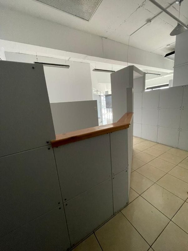 Oficina en Renta - Edificio Design Center - Zona 10 — Oficina en Alquiler en Design Center, Zona 10, Guatemala, Ciudad — foto 4 de 12